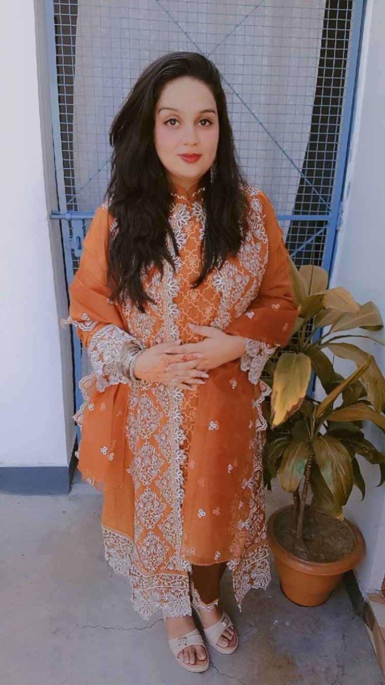 Namra Ali Khan, 24, Brings a Powerful Debut: Wound by a Shining Star